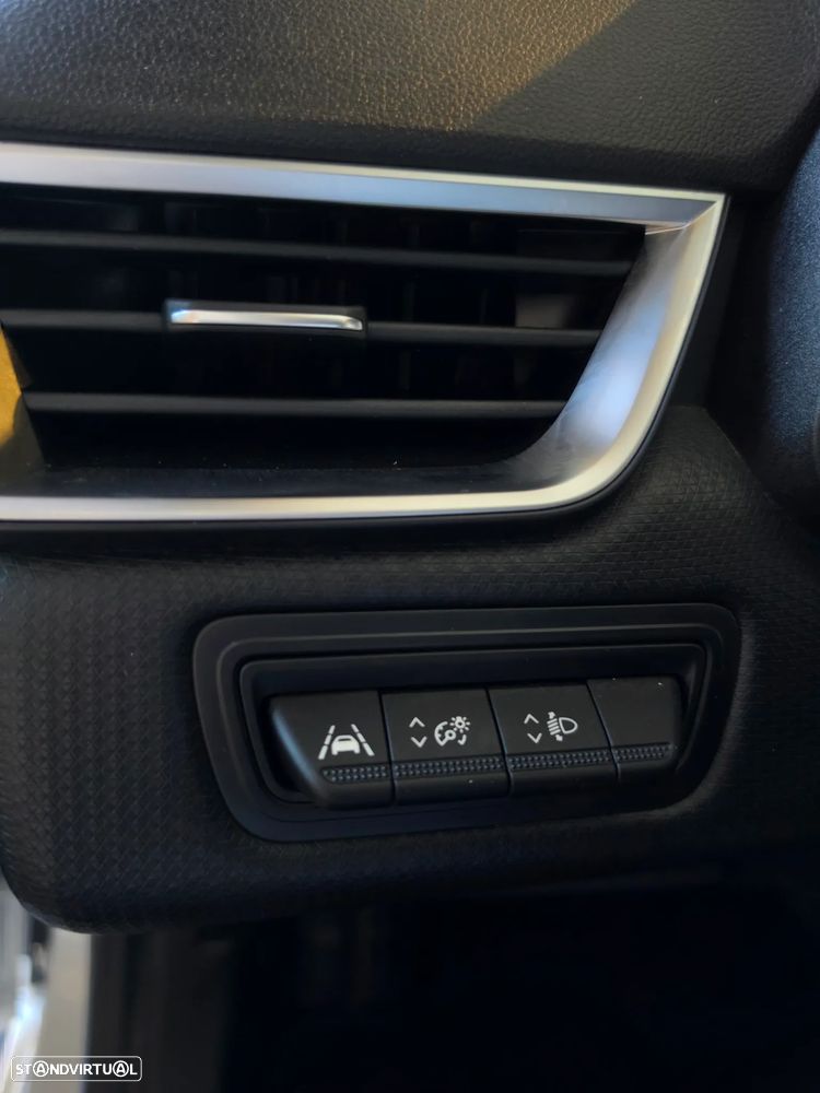Renault Clio TCe 90 BUSINESS EDITION - 11