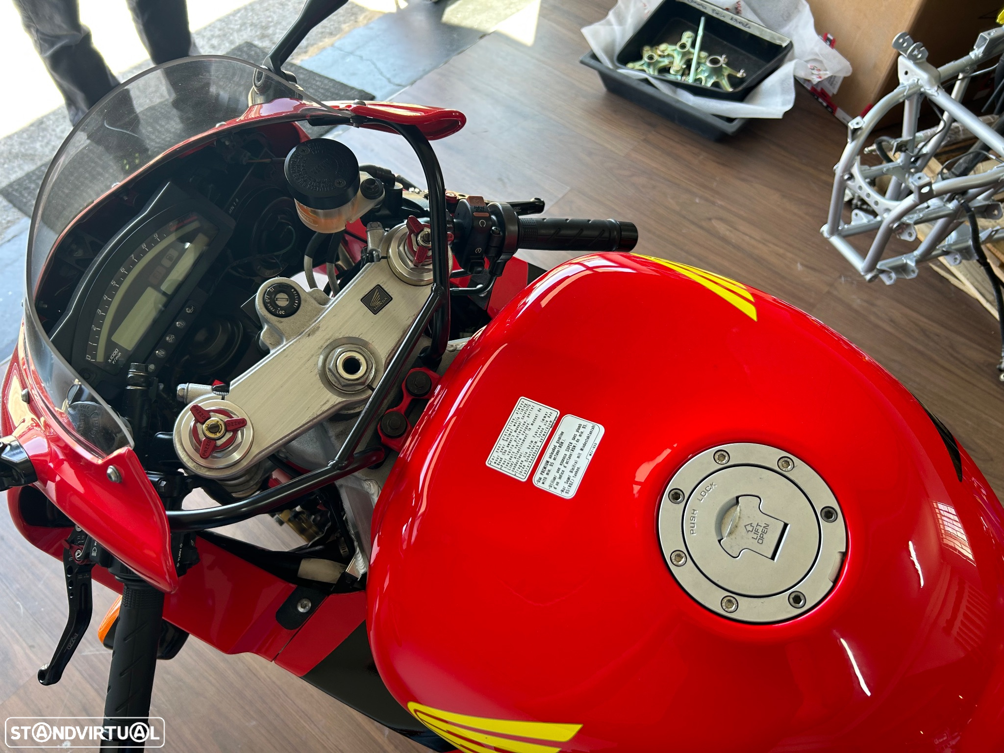 Honda VTR 1000 Sp1 - 8