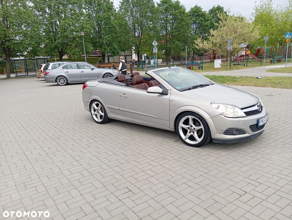 Opel Astra 1.8 Cosmo - 9