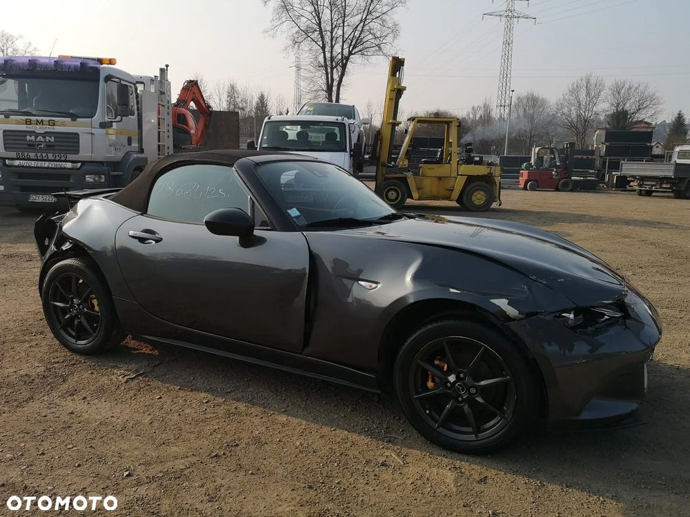 Mazda MX-5 RF SKYACTIV-G 131 Sports-Line - 11