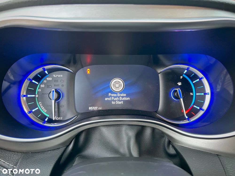 Chrysler Pacifica - 14