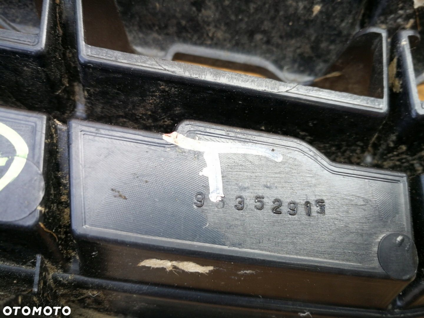 CHEVROLET CRUZE J300 LIFT 13- ATRAPA GRILL DOLNY ZDERZAKA PRZÓD 95352915 - 9