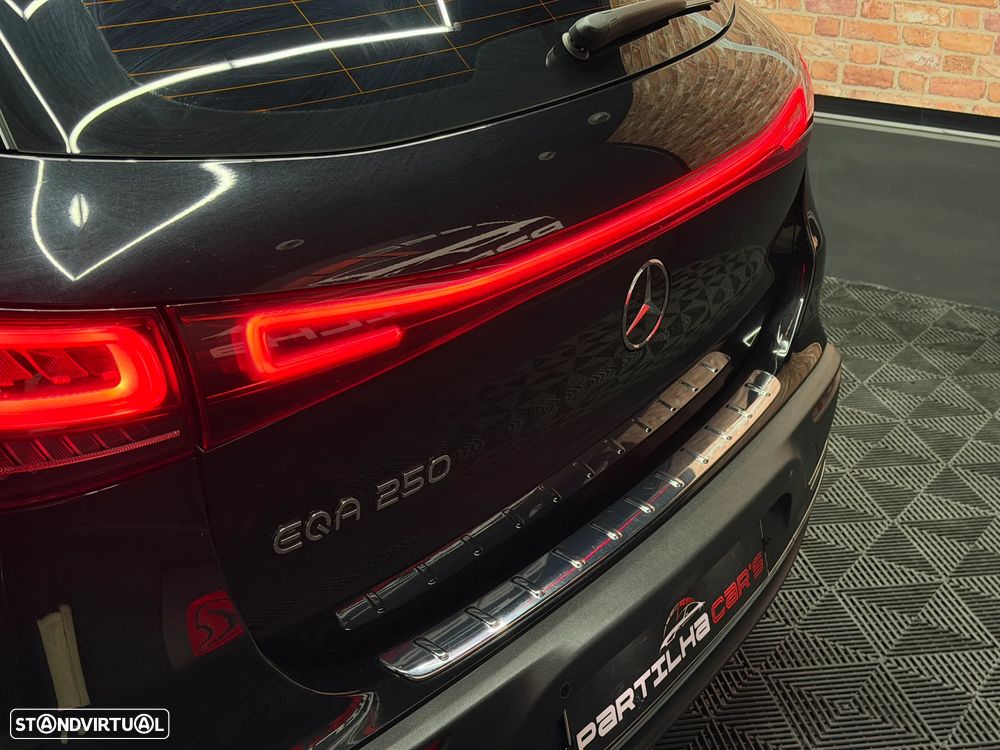 Mercedes-Benz EQA 250 - 8