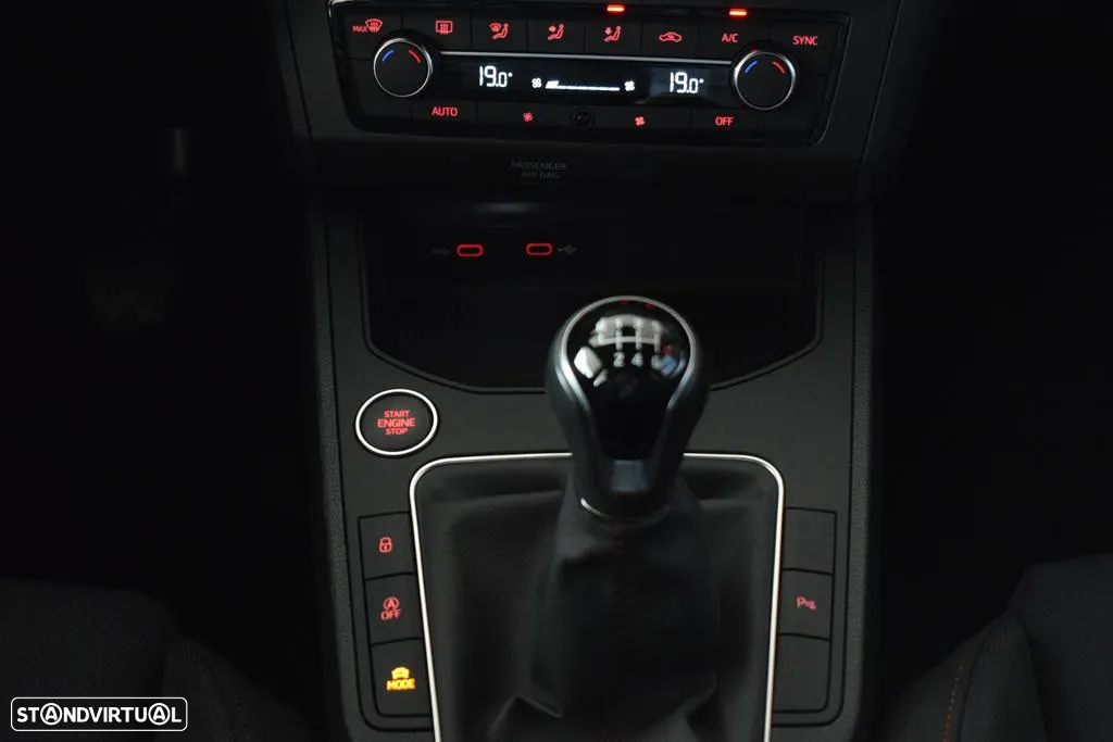SEAT Ibiza 1.0 TSI FR - 39