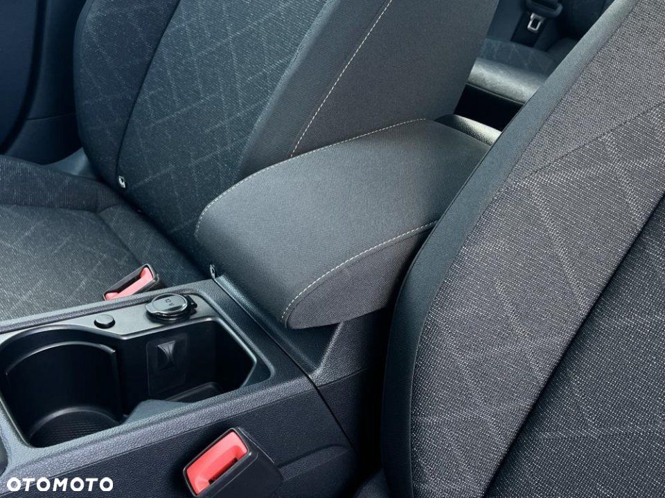 Volkswagen Golf - 20