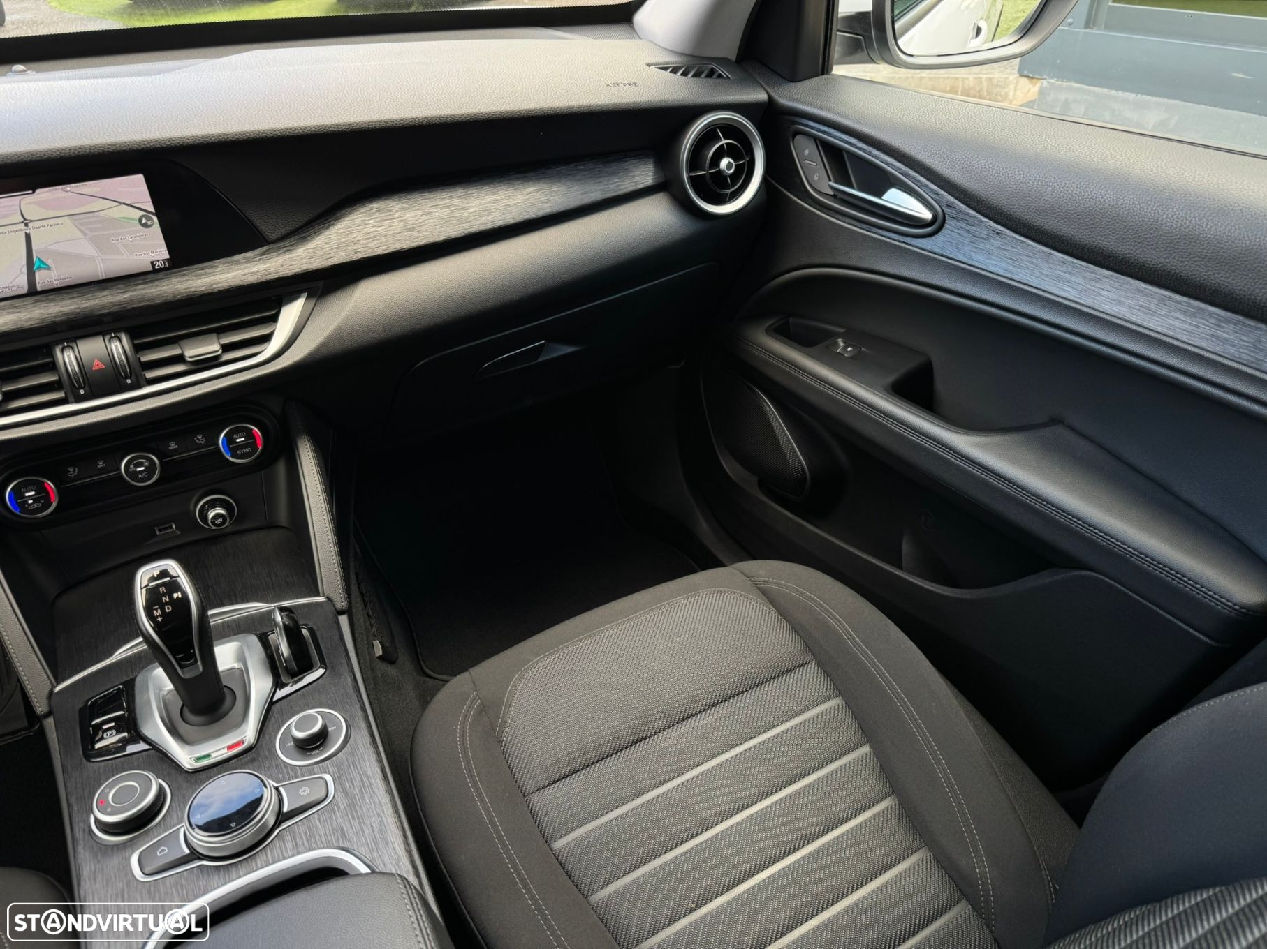 Alfa Romeo Stelvio 2.2 D Super AT8 - 25