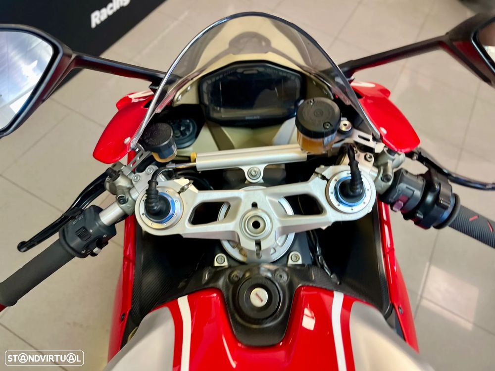 Ducati 1199 Panigale R - 3