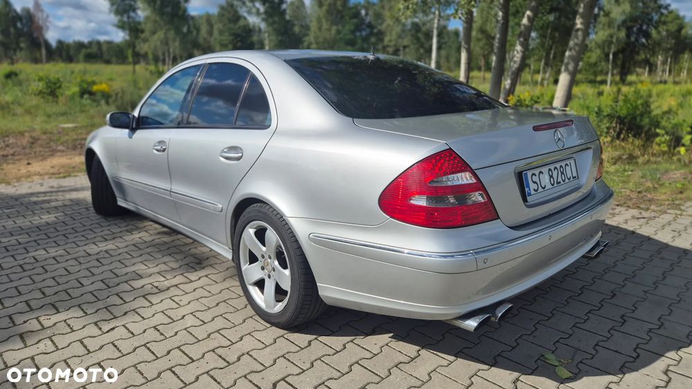 Mercedes-Benz Klasa E - 2