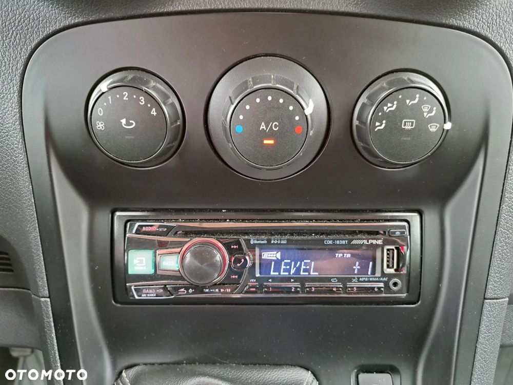 Mercedes-Benz Citan - 25