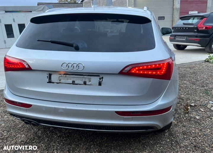 Haion cu luneta Audi Q5 8R [2008 - 2012] - 5
