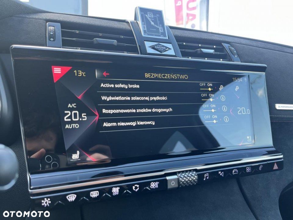 DS Automobiles DS 7 Crossback - 33