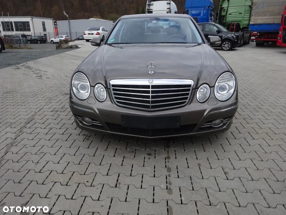 Mercedes-Benz Klasa E 280 CDI 4Matic Automatik Avantgarde DPF - 5