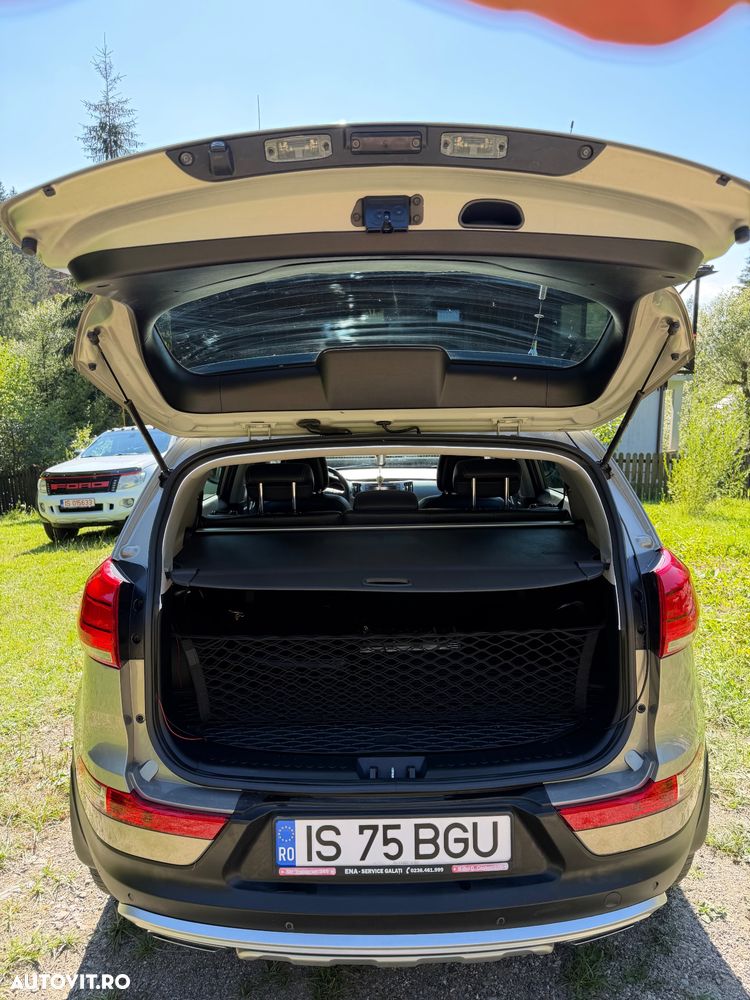 Kia Sportage 2.0 DSL HP 6MT 4x4 Style - 6