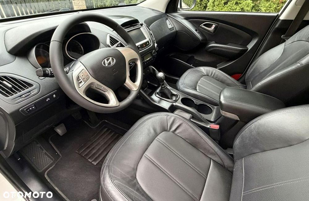 Hyundai ix35 - 12