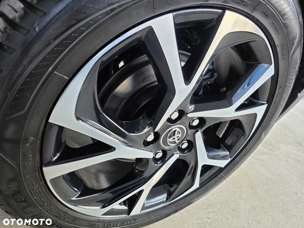 Toyota C-HR Style Selection - 11