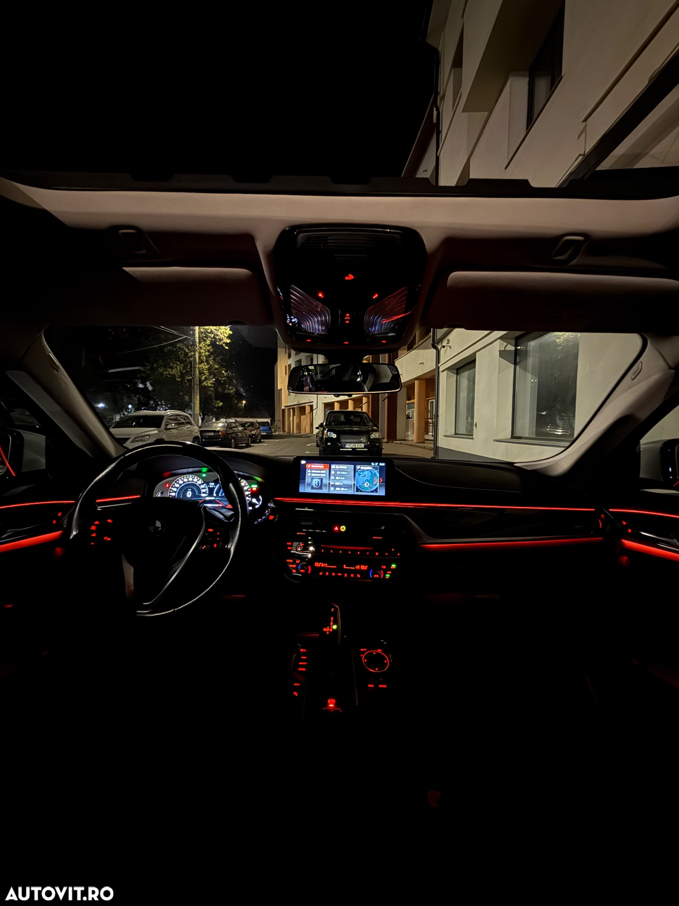 BMW Seria 5 530e Aut. Luxury Line - 16