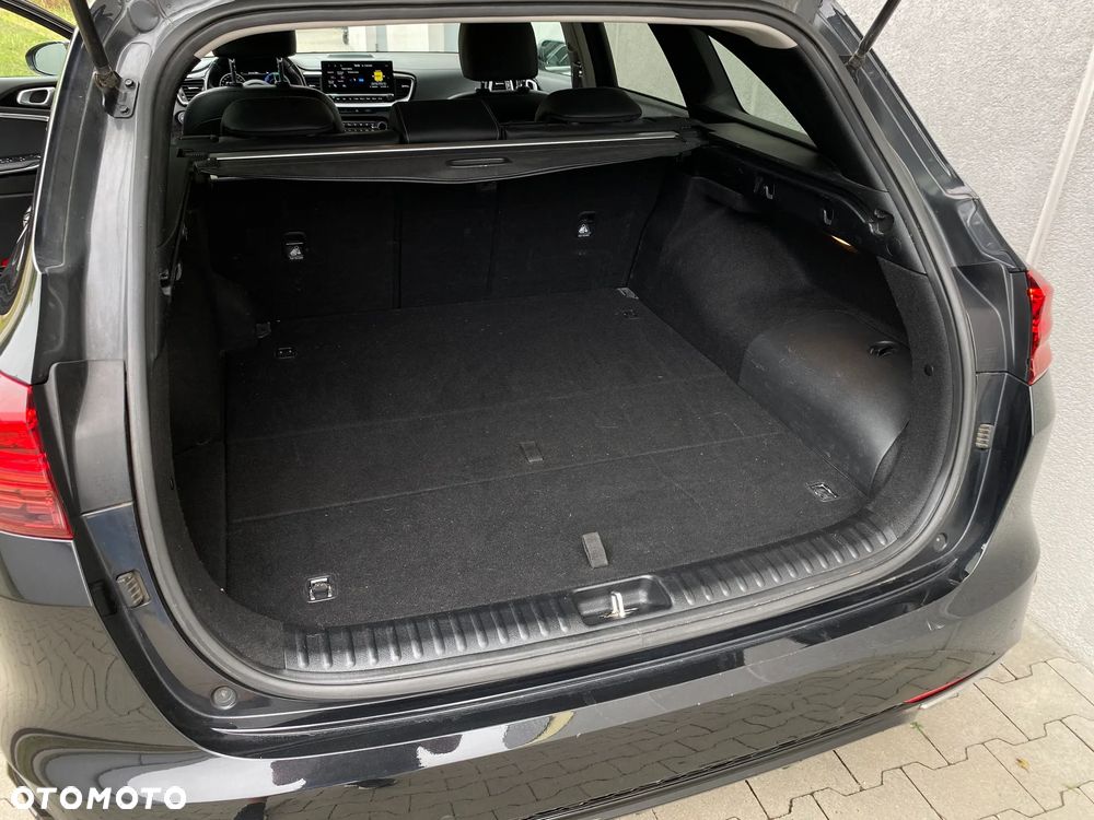 Kia Ceed 1.6 GDI PHEV Business Line DCT - 18