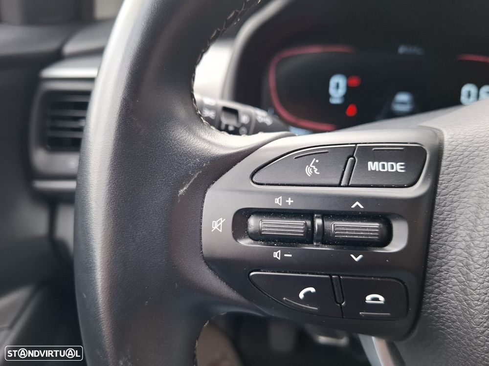 Kia Stonic 1.2 MPi Dynamic - 8
