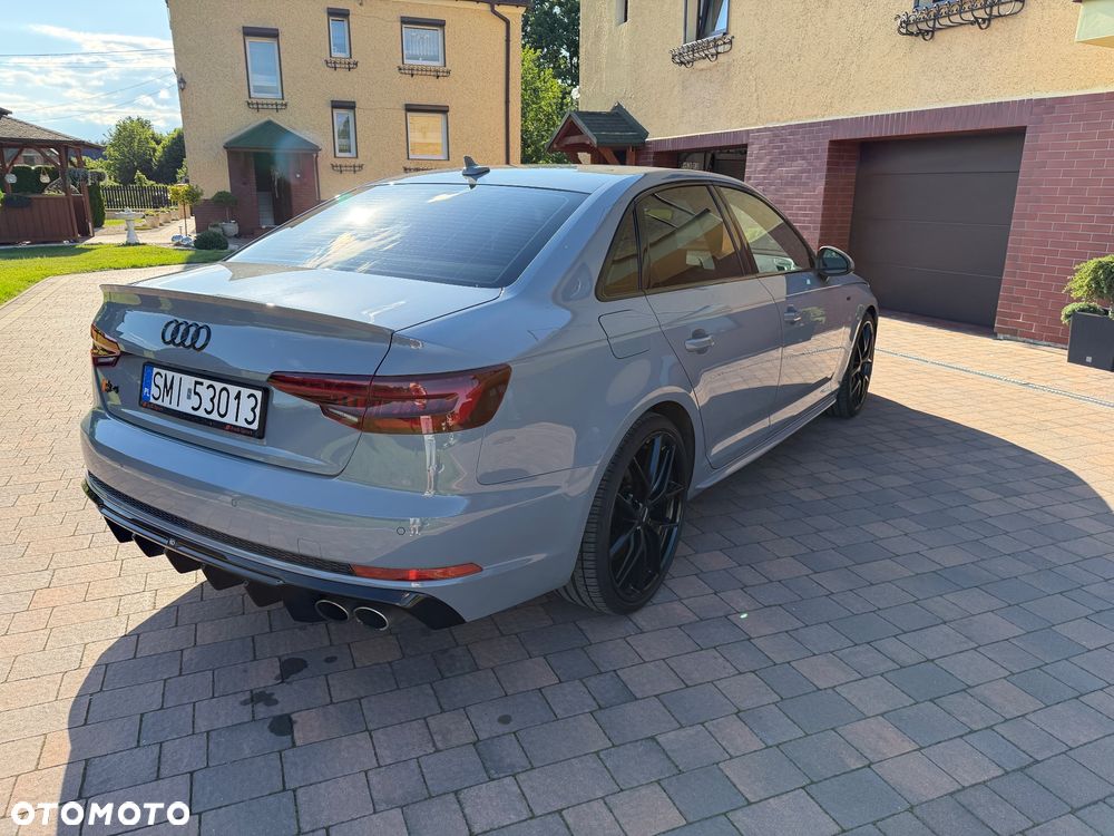 Audi S4 Limousine - 4