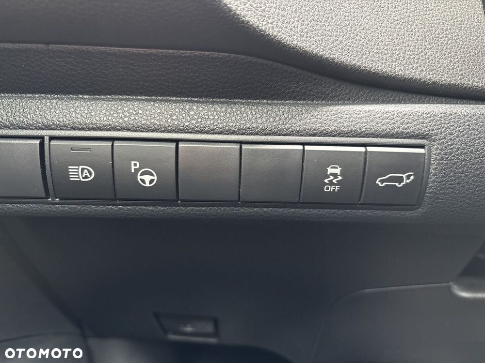 Toyota Corolla 2.0 Hybrid Comfort - 17