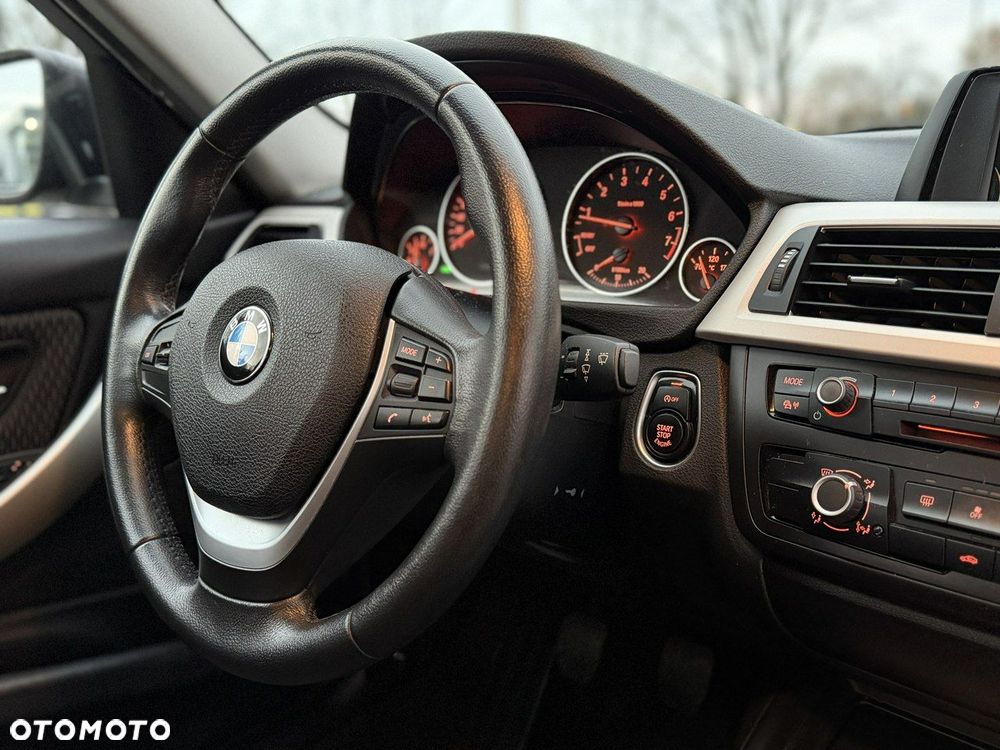 BMW Seria 3 316i - 18