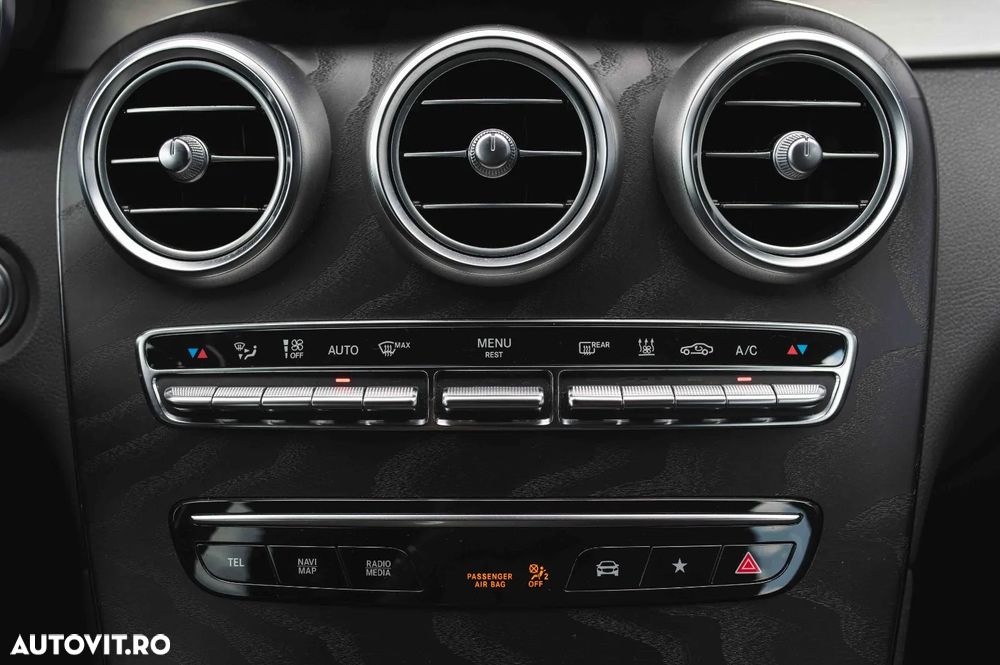 Mercedes-Benz GLC 350 e 4Matic 7G-TRONIC AMG Line - 27