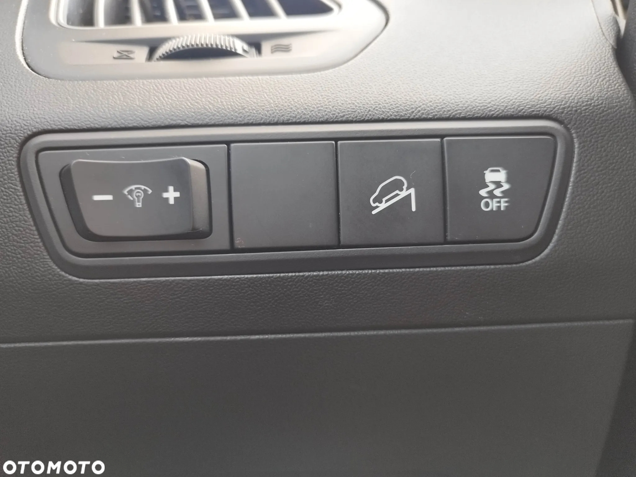 Hyundai ix35 1.6 GDI Premium 2WD - 21