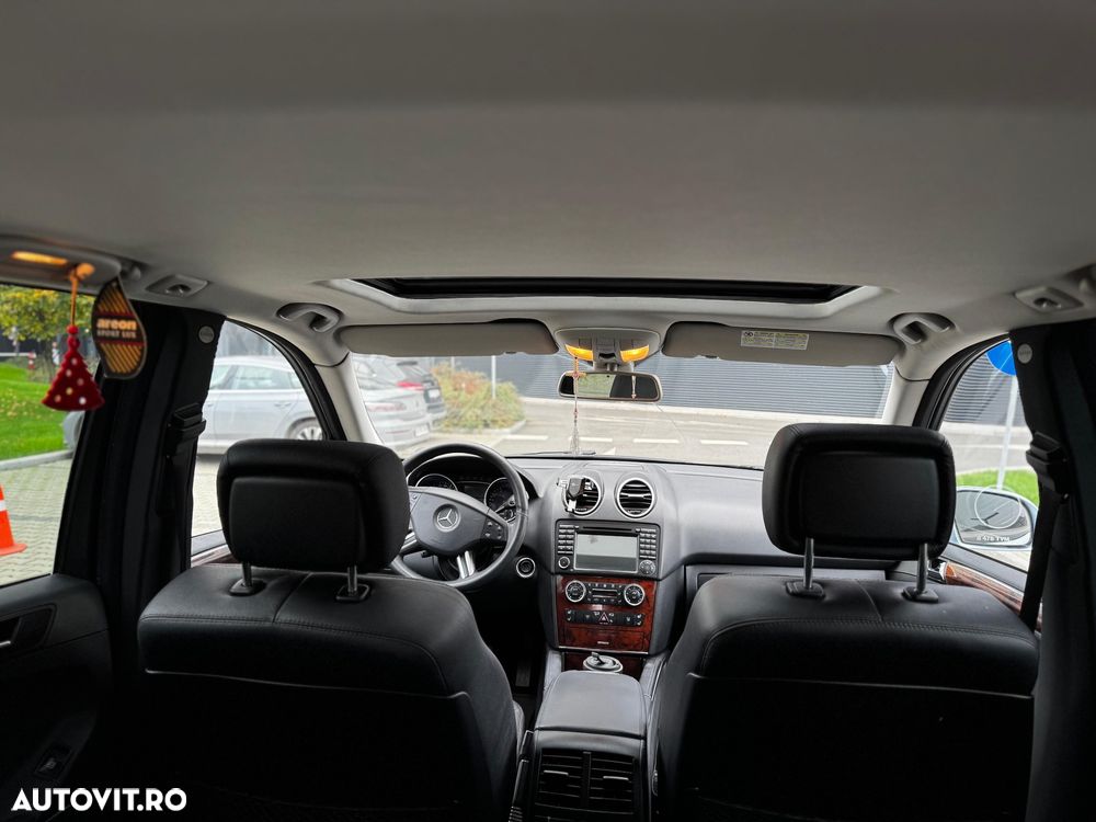 Mercedes-Benz ML - 27