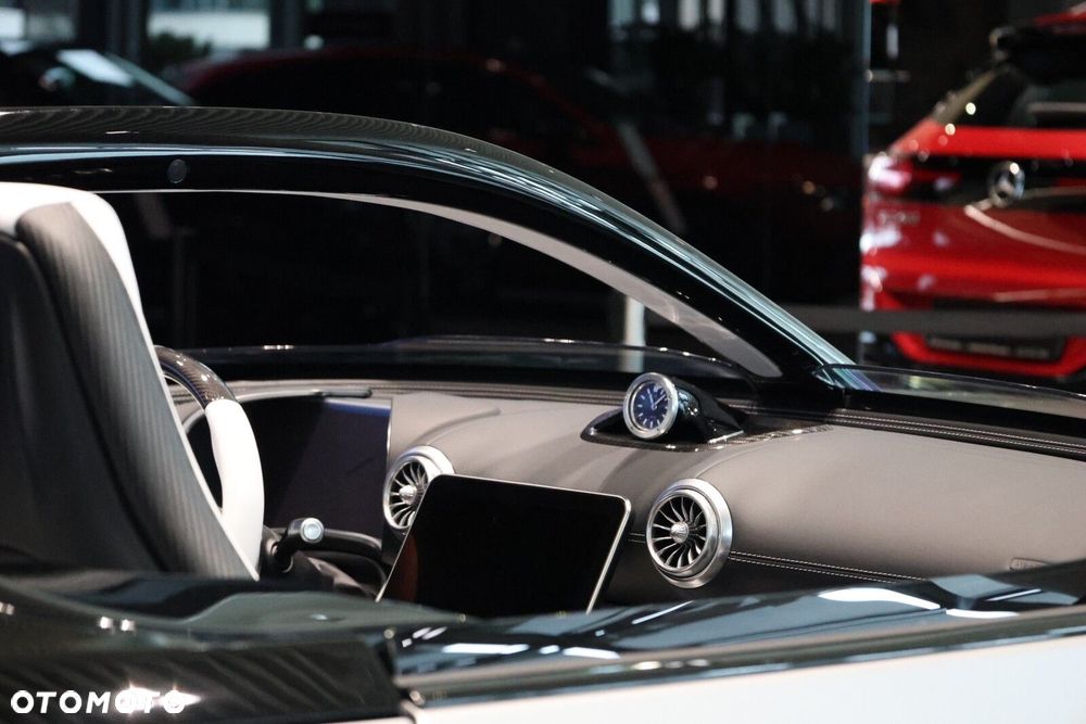 Mercedes-Benz AMG GT - 24