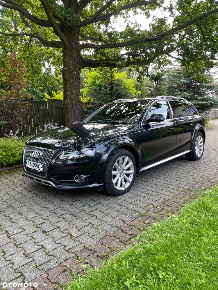 Audi A4 Allroad - 1