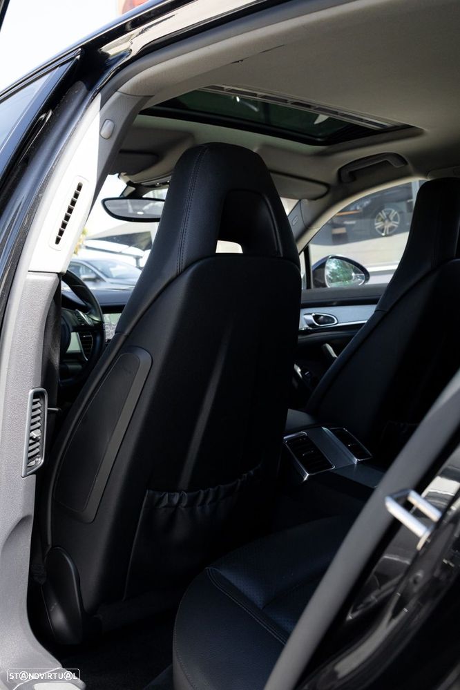 Porsche Panamera Platinum Edition - 32