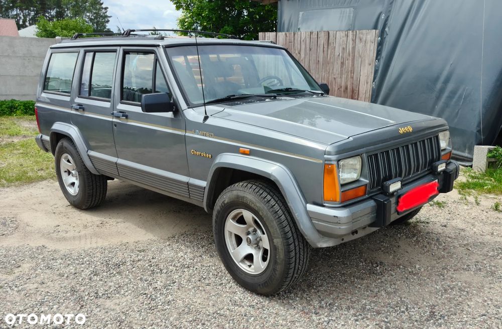 Jeep Cherokee