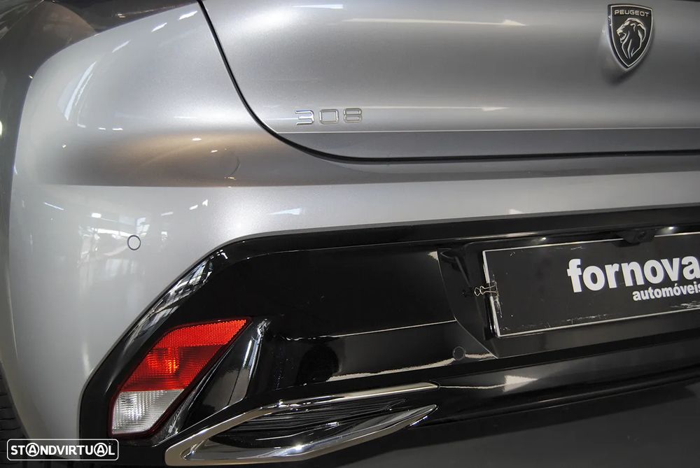Peugeot 308 1.2 PureTech Allure - 13