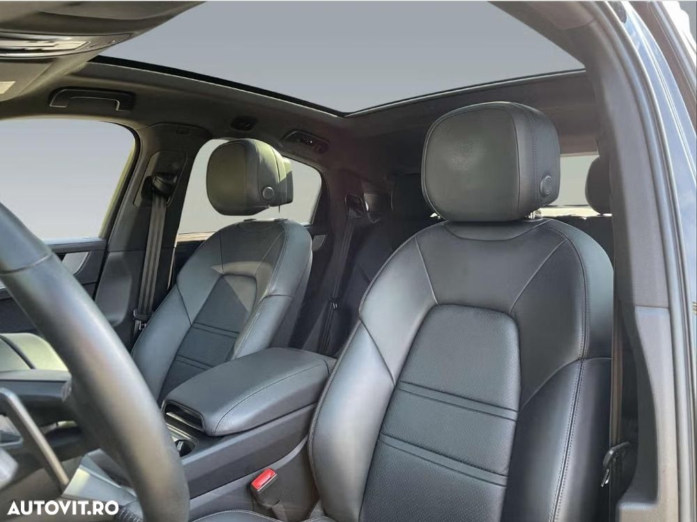 Porsche Cayenne Coupe - 9