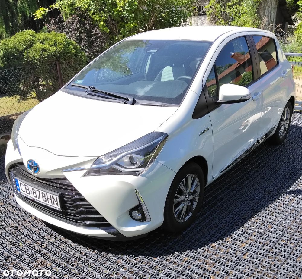 Toyota Yaris Hybrid 100 Active EU6 - 2