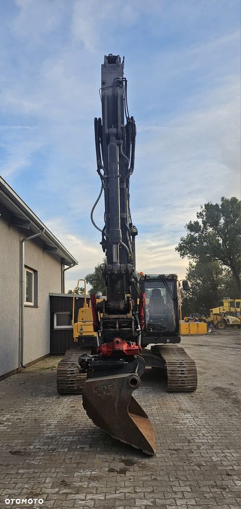 Volvo EC250DL - 9