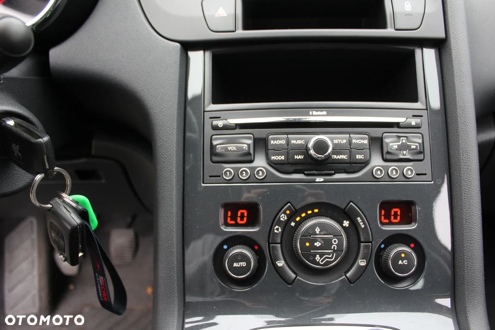 Peugeot 5008 120 VTi Premium - 15