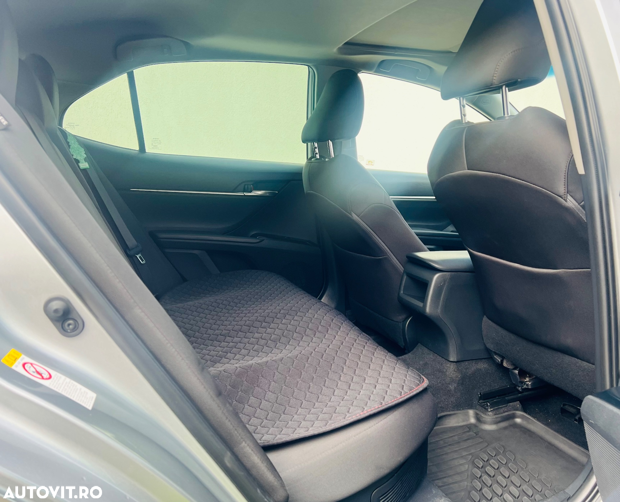 Toyota Camry Executive - 6