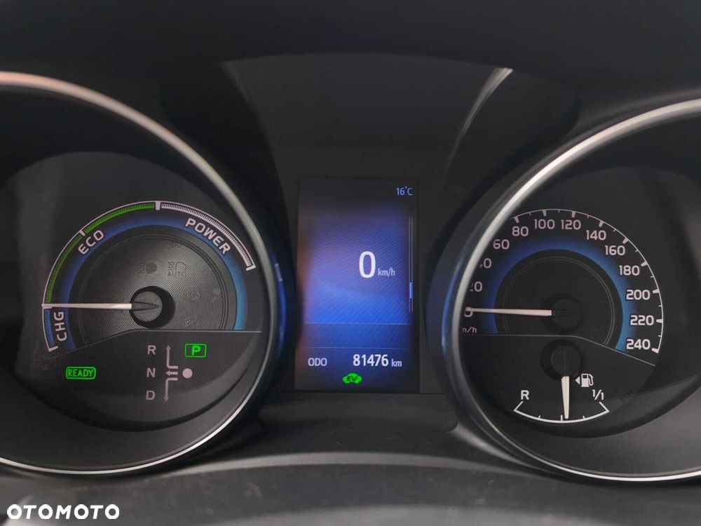 Toyota Auris Hybrid 135 Comfort - 24