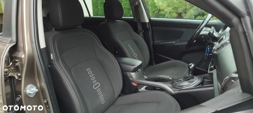 Kia Sportage 2.0 CVVT 4WD Automatik Spirit - 18