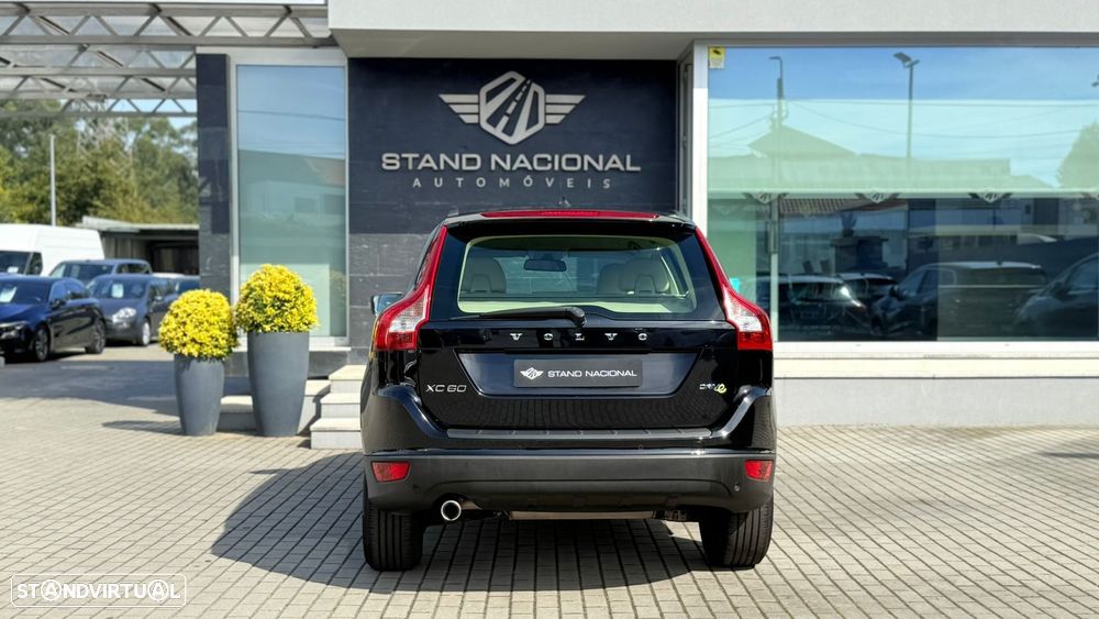 Volvo XC 60 2.0 D3 Drive Momentum - 7