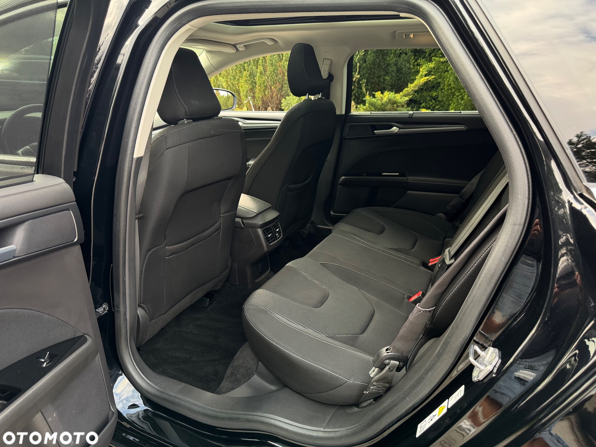 Ford Mondeo 2.0 EcoBlue Titanium - 19