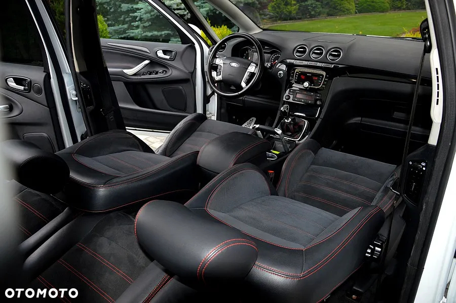 Ford S-Max - 27