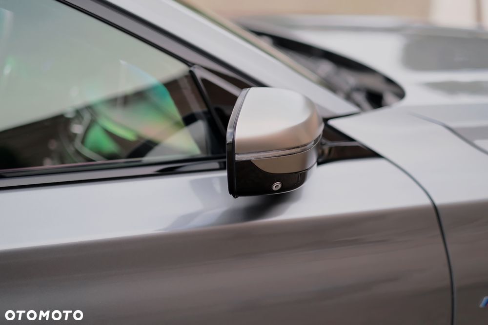 BMW Seria 7 M760Li xDrive V12 Excellence - 17