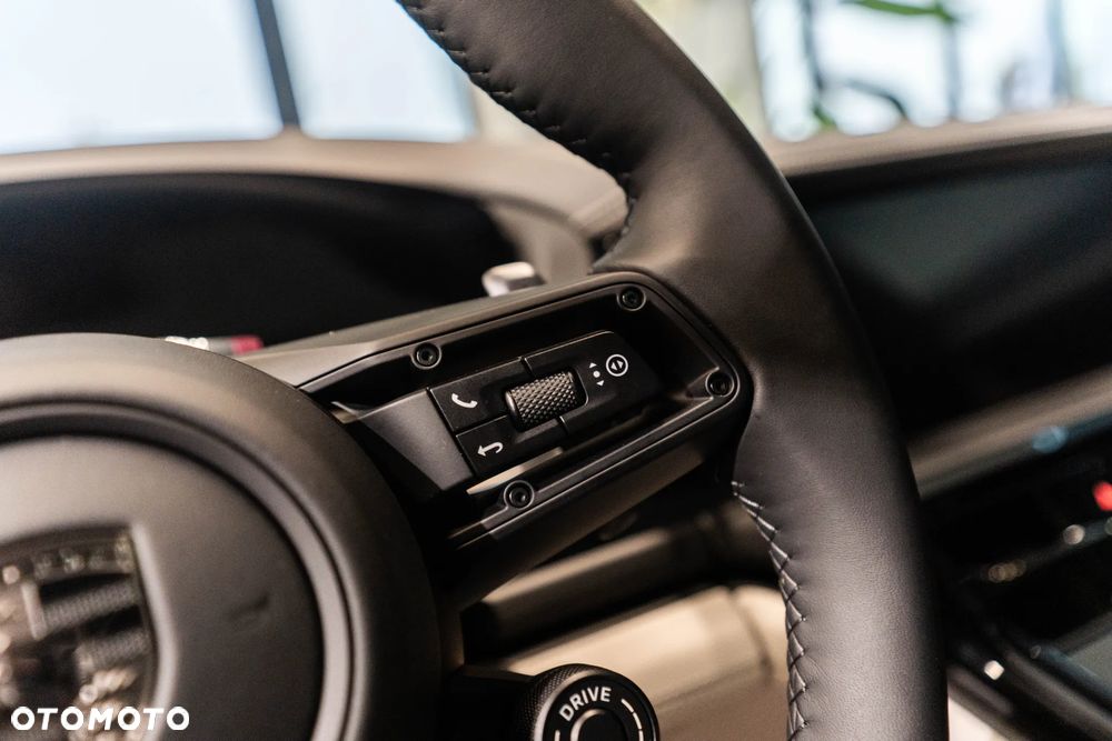 Porsche Panamera Turbo S E-Hybrid PHEV - 18