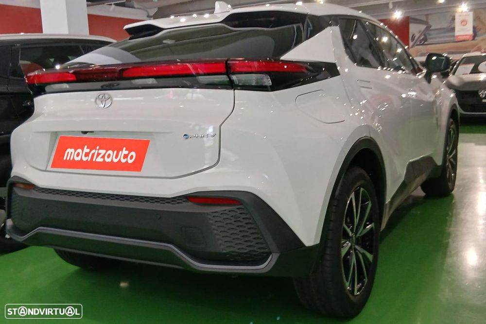 Toyota C-HR 2.0 Flow - 4
