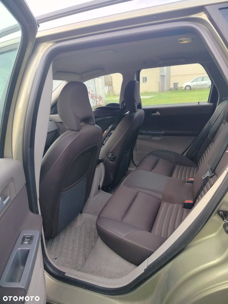 Volvo V50 1.8 - 7