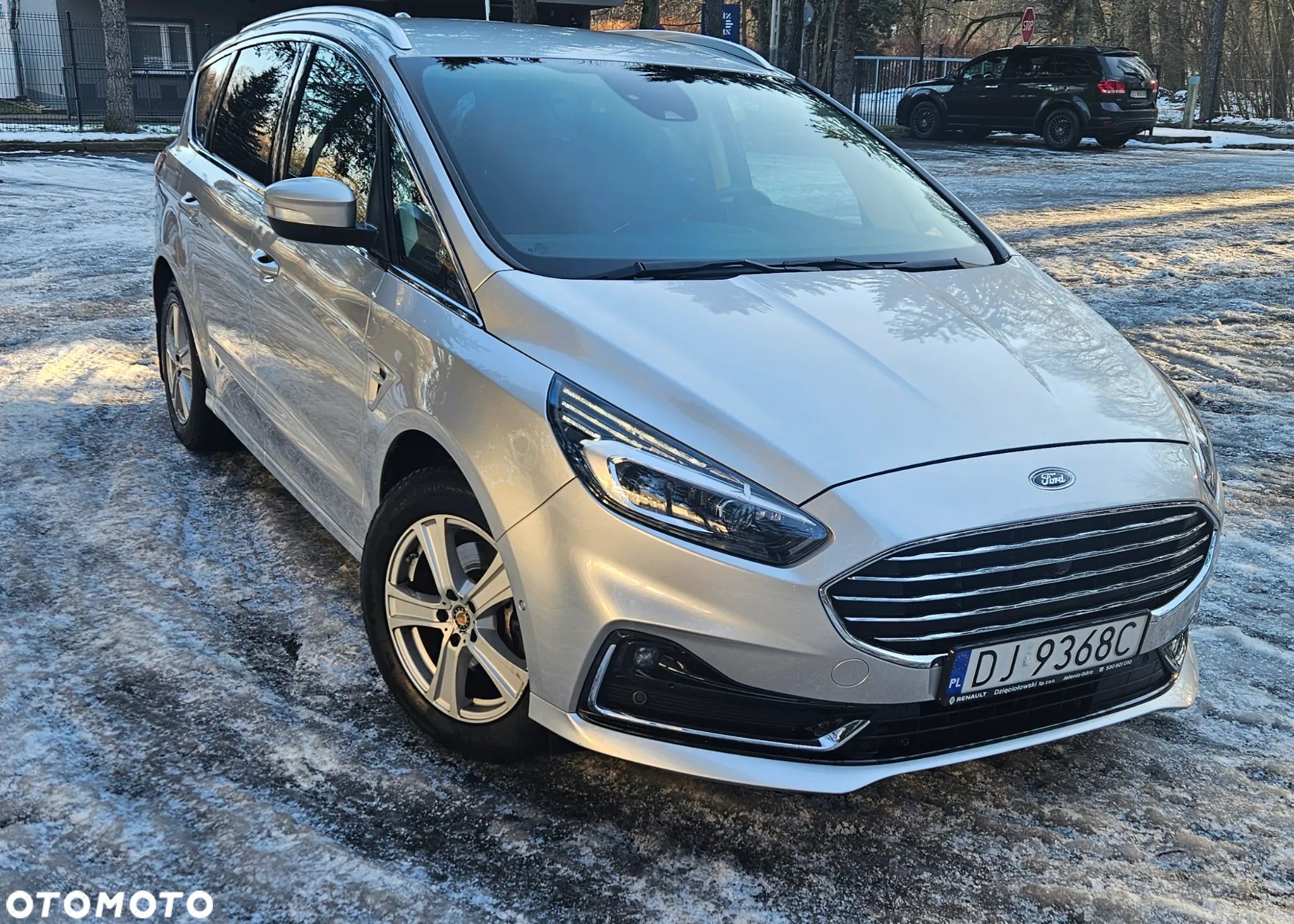 Ford S-Max 2.0 EcoBlue Titanium - 1