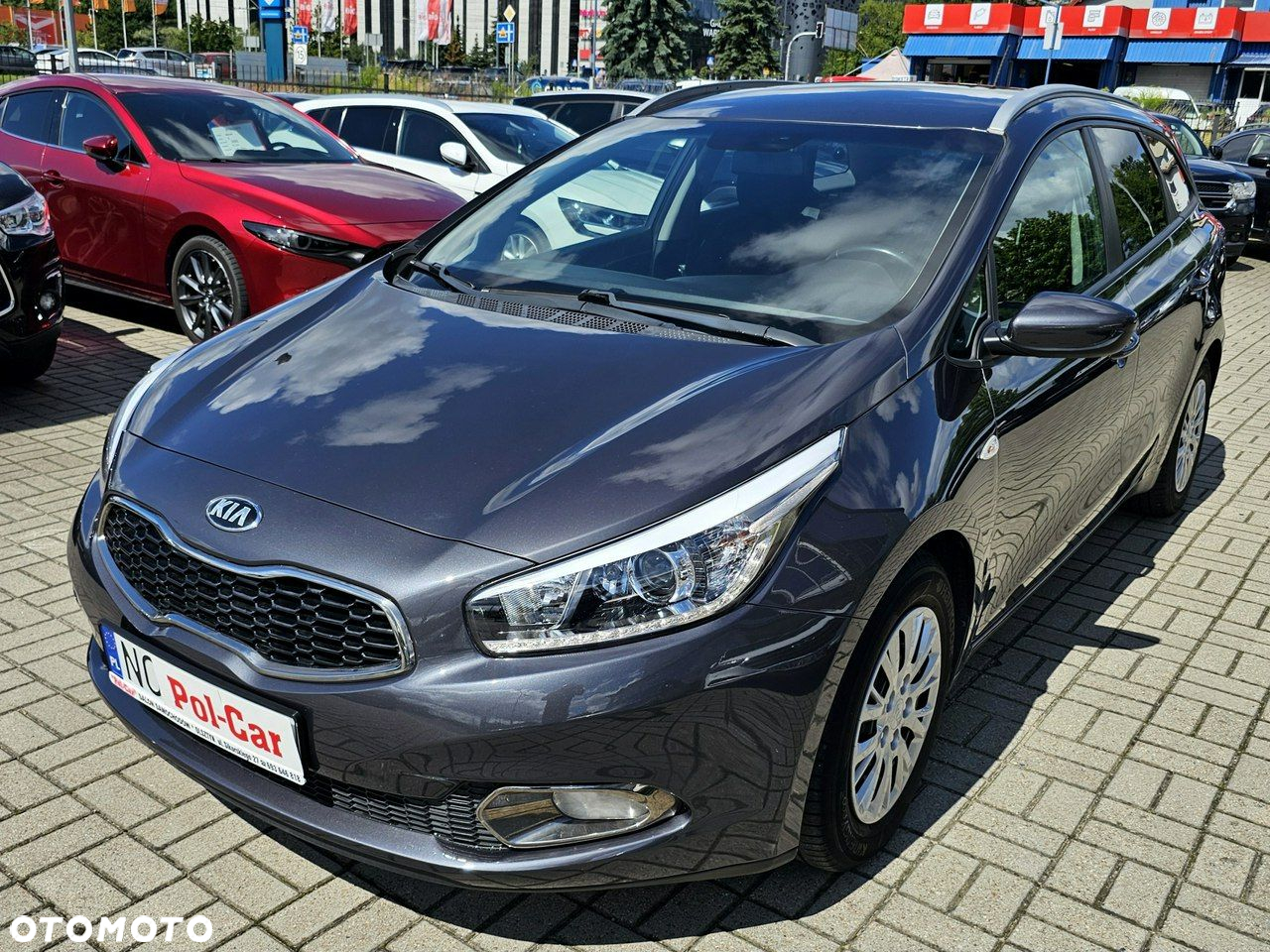 Kia Ceed 1.4 CVVT SW Dream Team Edition - 4