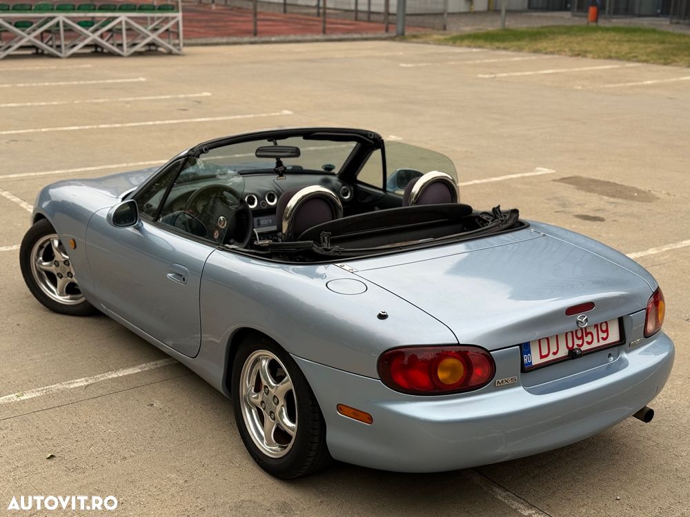 Mazda MX-5 1.6i - 14